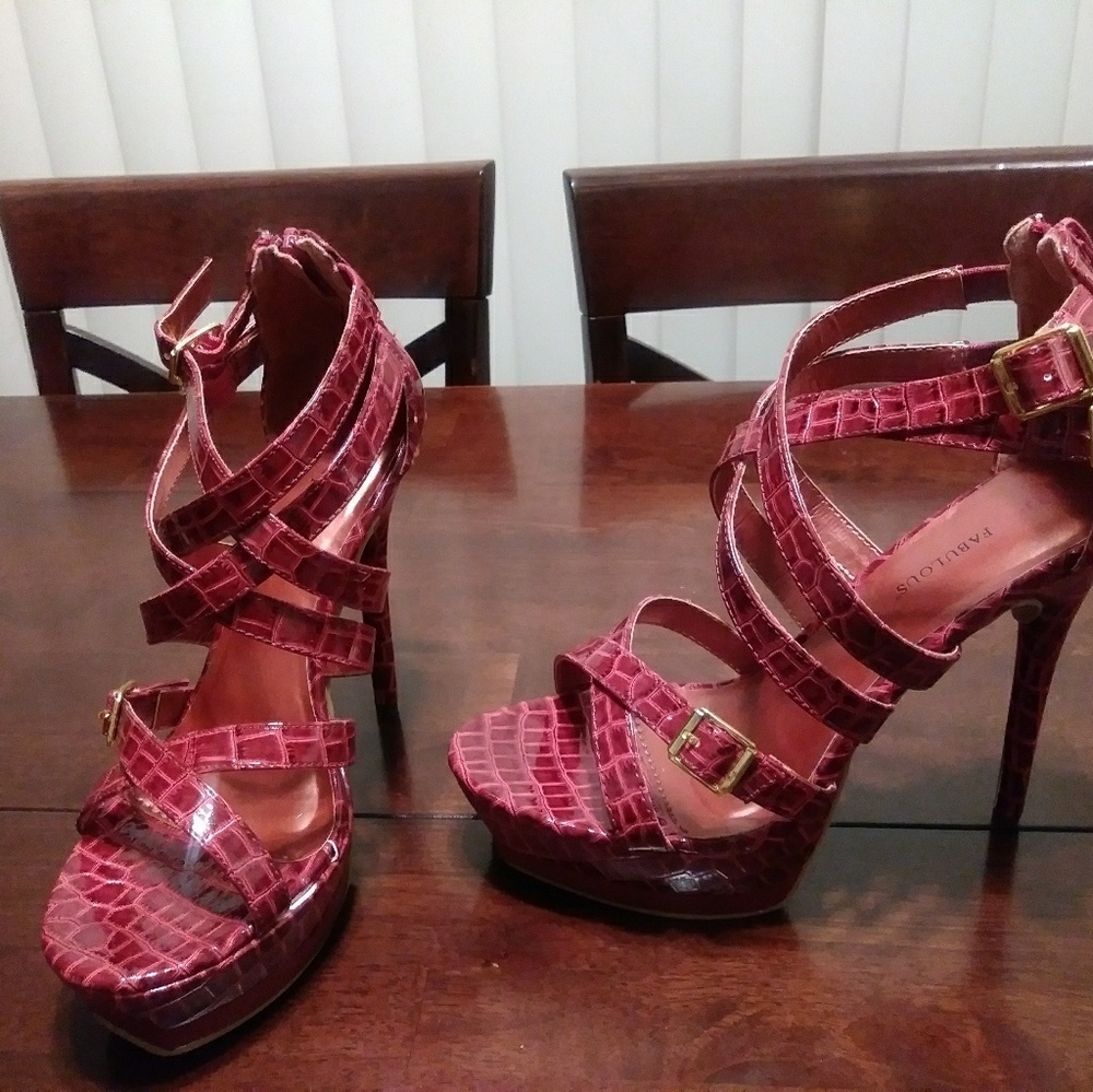 Women's shoes